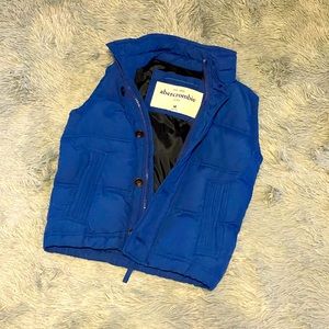 Boys medium Abercrombie kids royal blue puffer vest